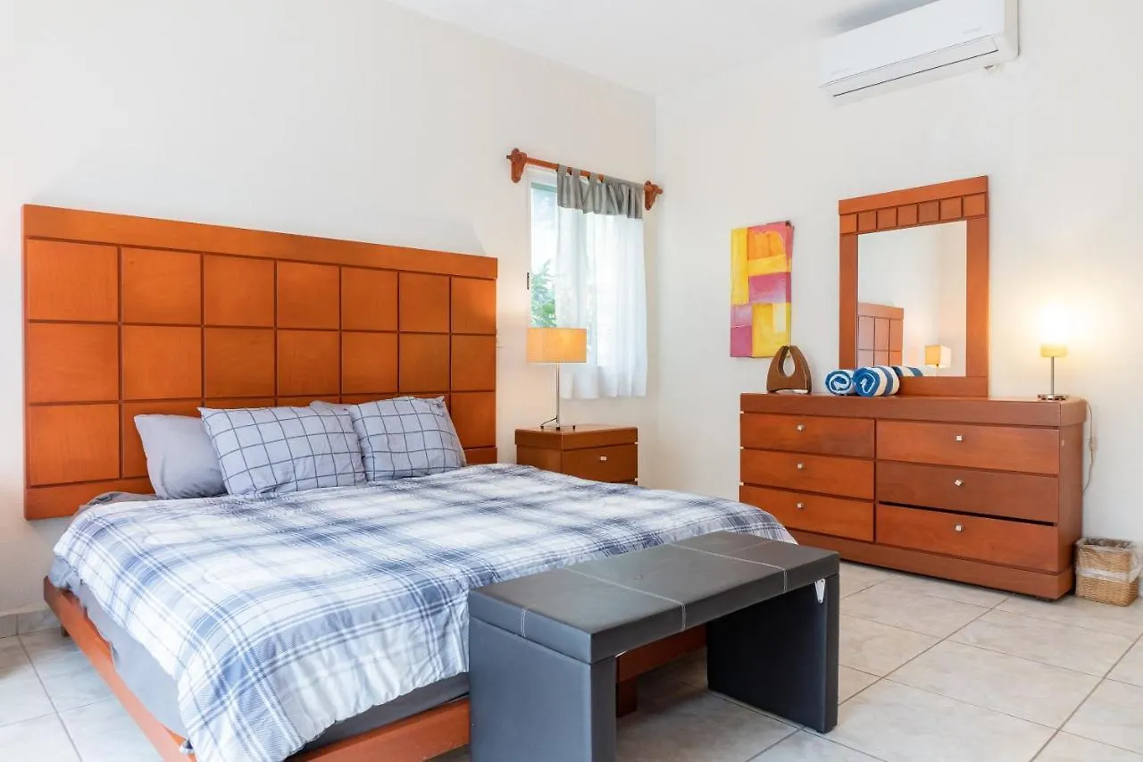 Casa Quetzali Home بلايا ديل كارمن