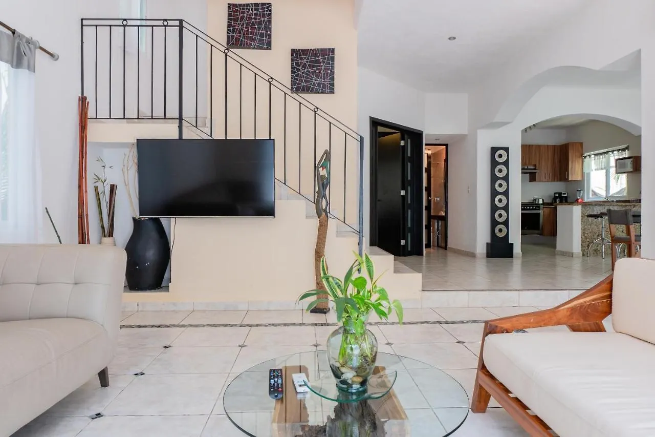 Casa Quetzali Home بلايا ديل كارمن 0*,  المكسيك