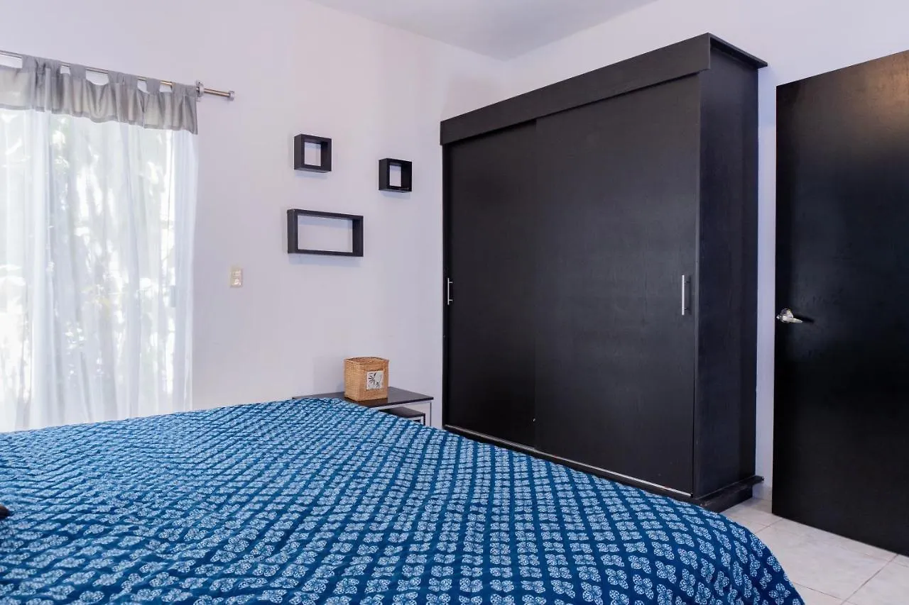 Casa Quetzali Home بلايا ديل كارمن بيت للعطل